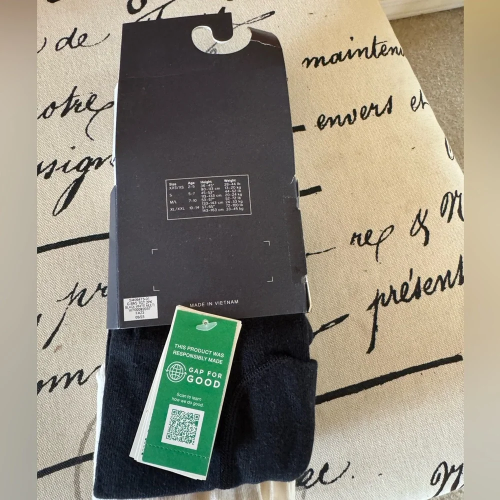 Gap Kids Tights 2 Pack White and Black Cotton Tights Size Medium NWT